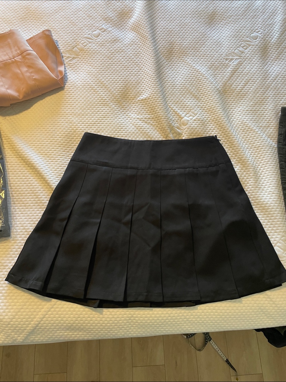 Super cute short pleat skirt by Only Tailoring UK brand